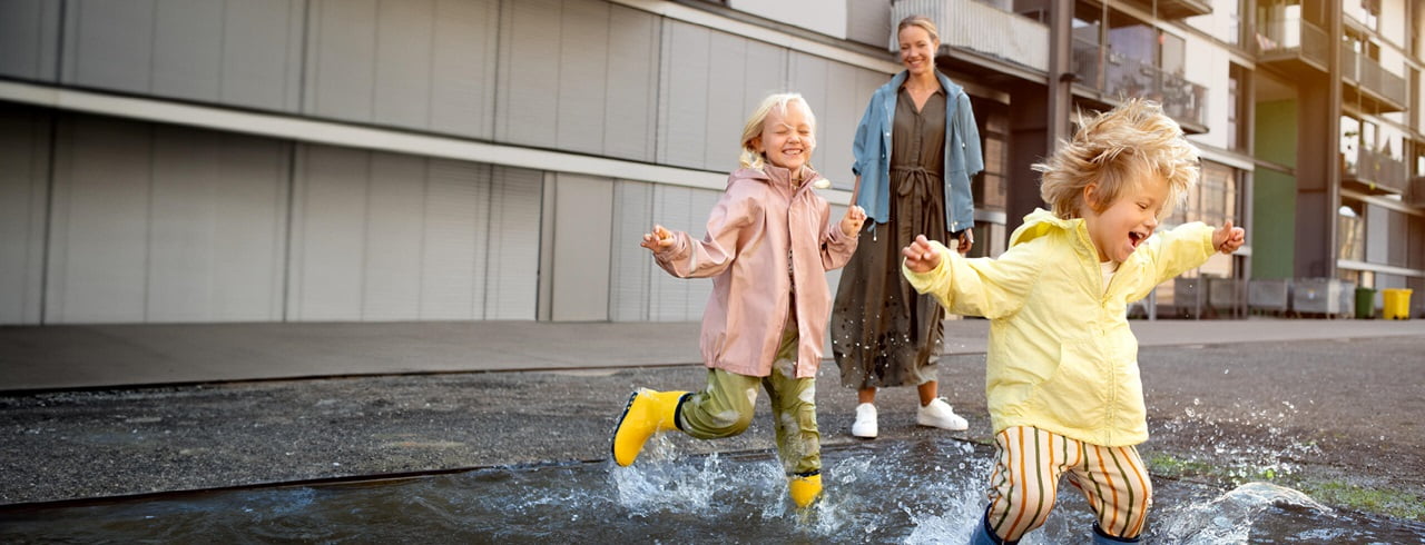 Health insurer for immigrants to Switzerland